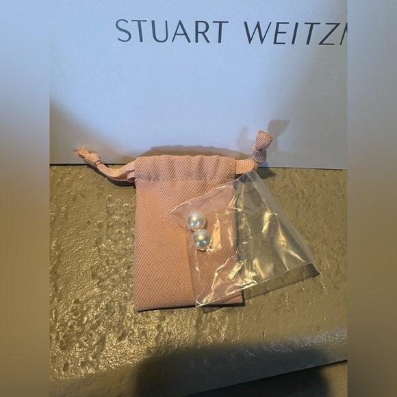 New in Box- Stuart Weitzman-Goldie Jelly Black with Pearl Sandals. Size 8 - Picture 9 of 11